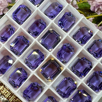 Cardinal Royal Purple, 2 Pcs Vintage Transparent Swarovski 12x10mm Art 4610 With Setting