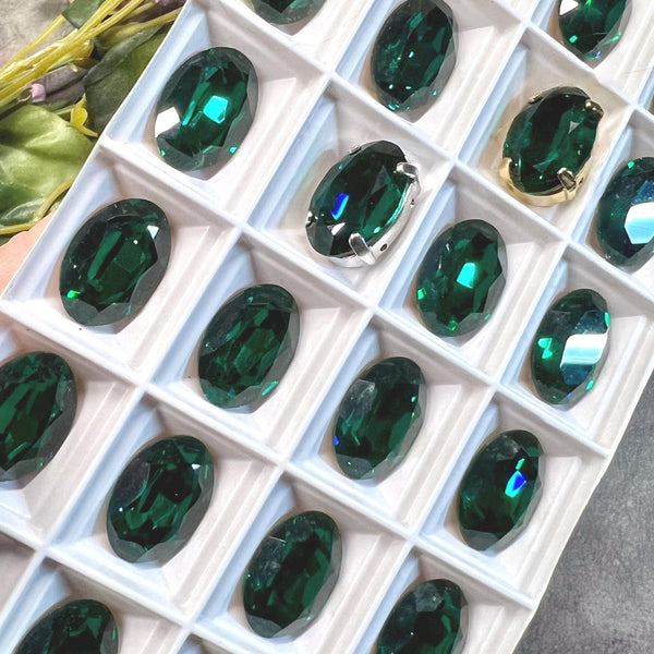 Emerald Green Swarovski Crystal, 1 Pc Vintage 16x11mm 4100 Oval, Jewelry Component