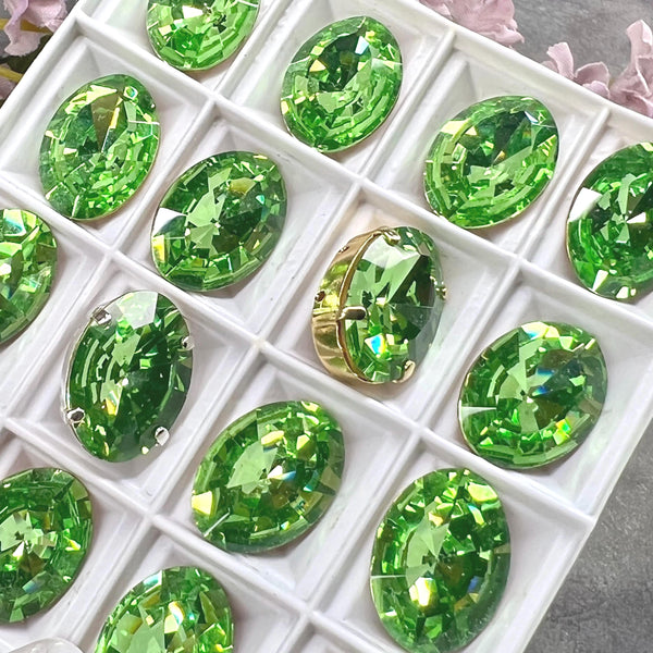 18x13mm Bright Green Rare Vintage Swarovski, 1-2 or 4 Pcs - 4106 With Setting